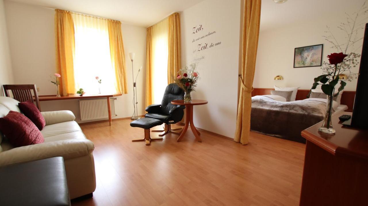 Hotel Kurparkblick Bad Bergzabern Esterno foto